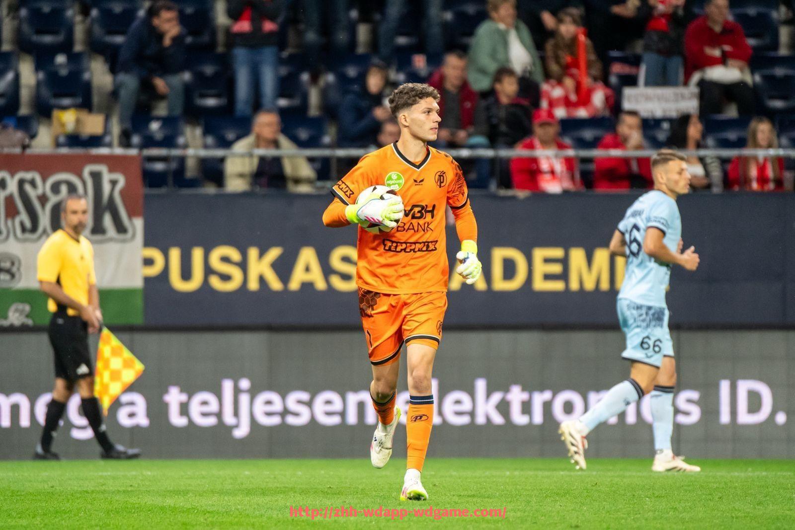 问鼎娱乐官网-意甲联赛中有多少对同城德比球队组合？